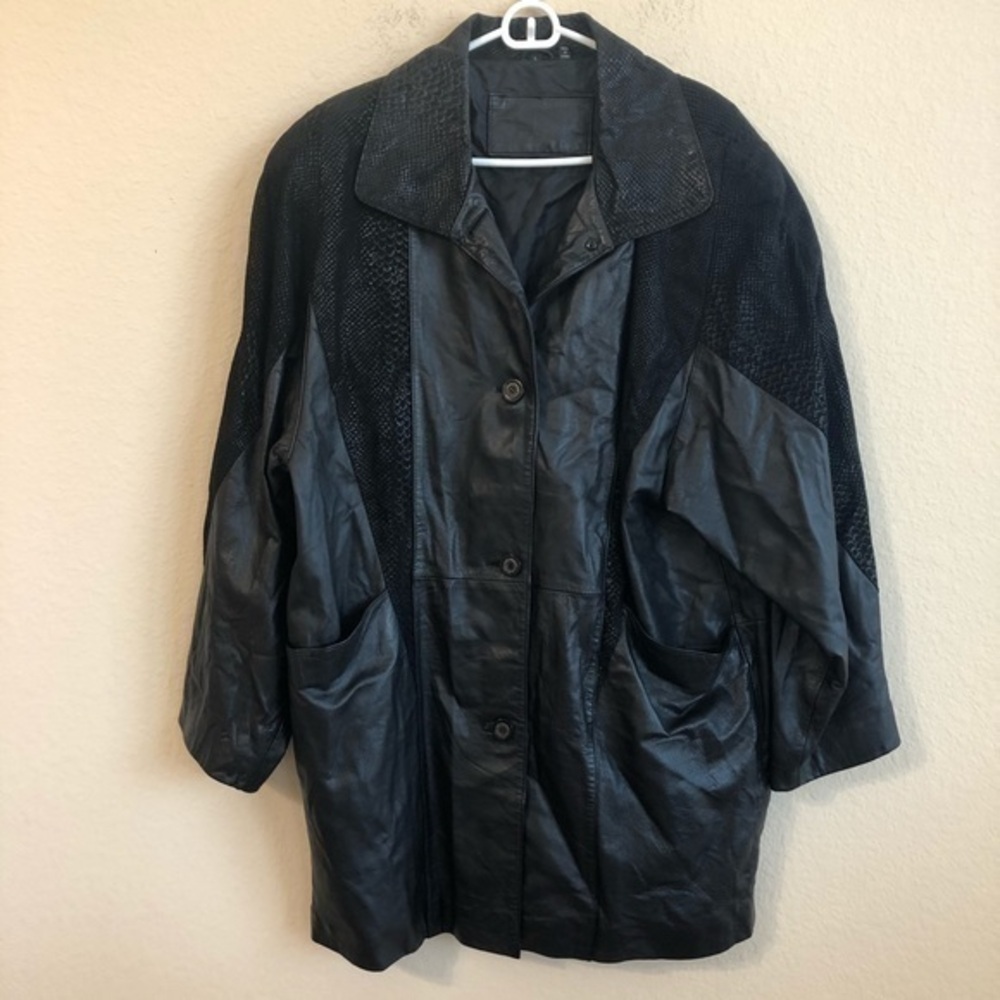Vintage 1980/1990s Black Leather Coat Long